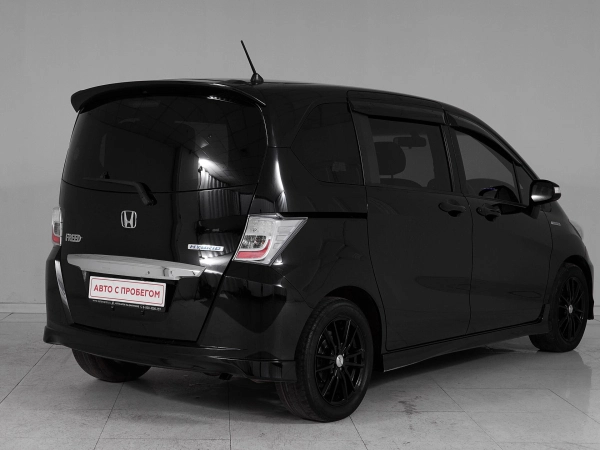 Honda Freed, I Рестайлинг фото №6