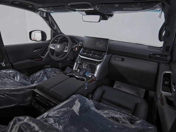 Toyota Land Cruiser, 300 Series фото №10