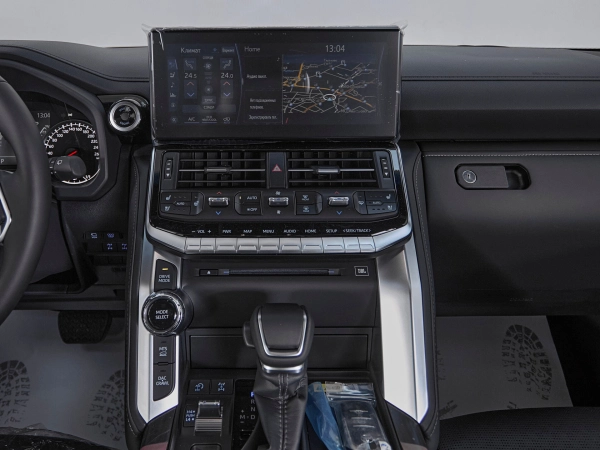 Toyota Land Cruiser, 300 Series фото №23