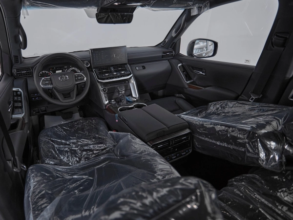 Toyota Land Cruiser, 300 Series фото №8