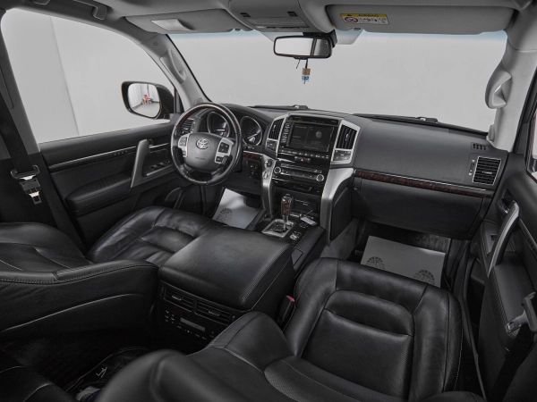 Toyota Land Cruiser, 200 Series Рестайлинг 1 фото №10