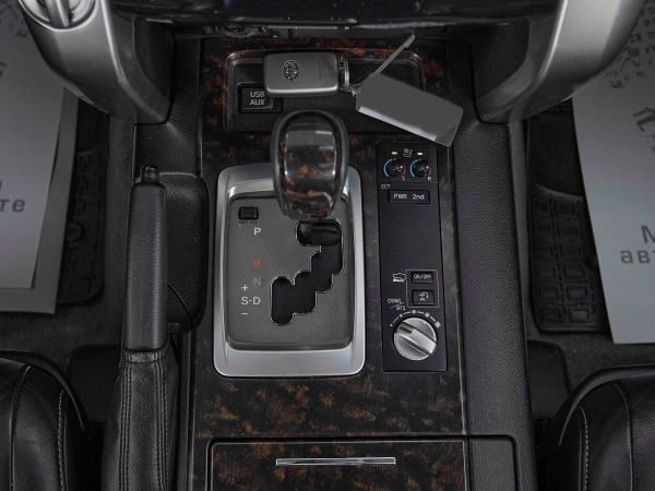 Toyota Land Cruiser, 200 Series Рестайлинг 1 фото №24