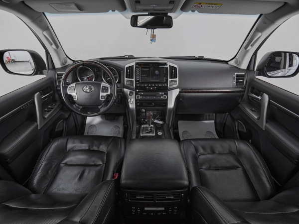 Toyota Land Cruiser, 200 Series Рестайлинг 1 фото №9