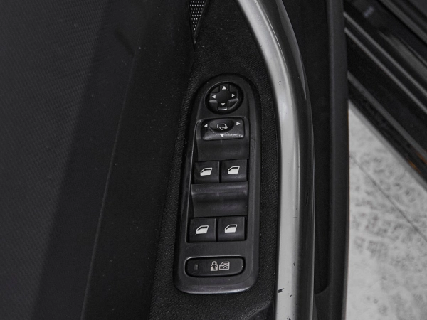 Peugeot 308, I фото №12