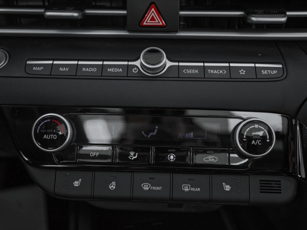 Hyundai Elantra, VII (CN7) Рестайлинг фото №17