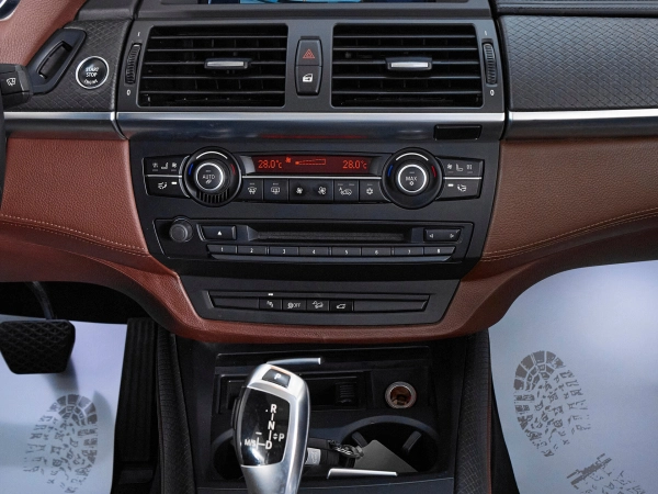 BMW X5, II (E70) Рестайлинг фото №19