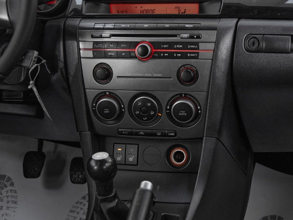 Mazda 3, I (BK) Рестайлинг фото №14