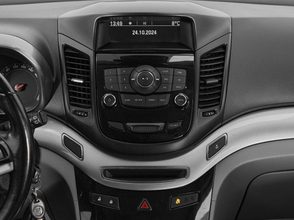 Chevrolet Orlando, I фото №16