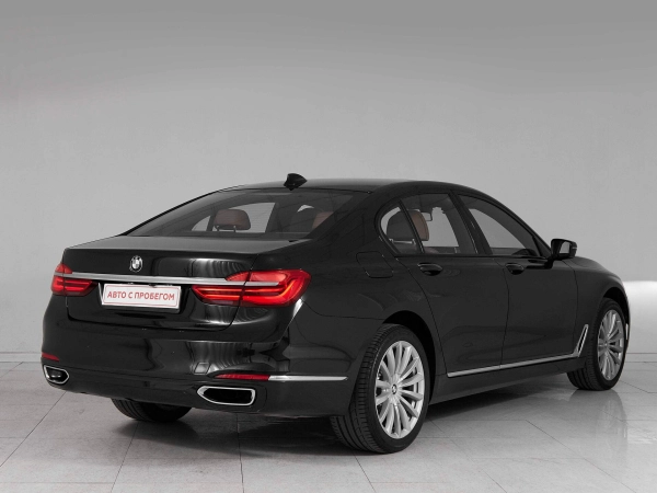 BMW 7 серии, VI (G11/G12) фото №6