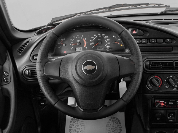 Chevrolet Niva, I Рестайлинг фото №10