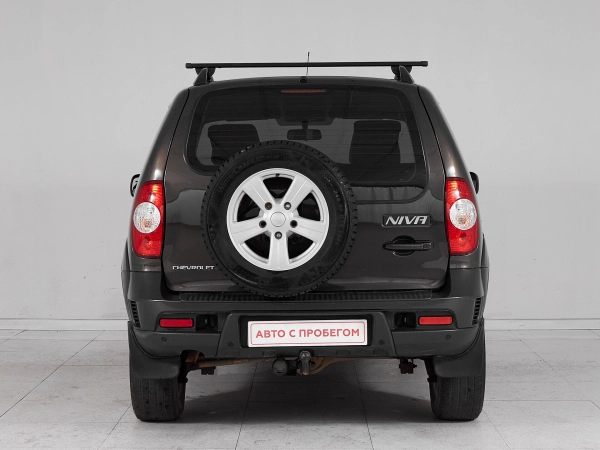 Chevrolet Niva, I Рестайлинг фото №5