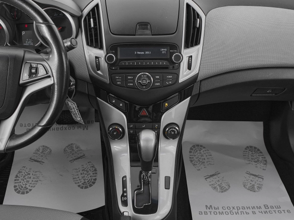 Chevrolet Cruze, I Рестайлинг фото №14