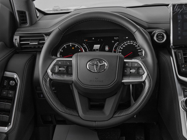 Toyota Land Cruiser, 300 Series фото №11