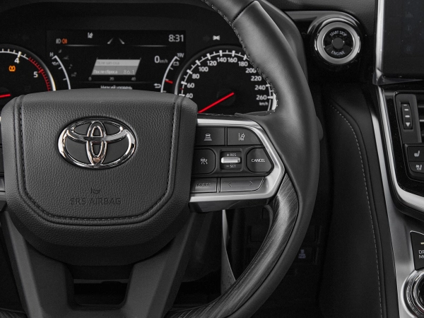 Toyota Land Cruiser, 300 Series фото №13