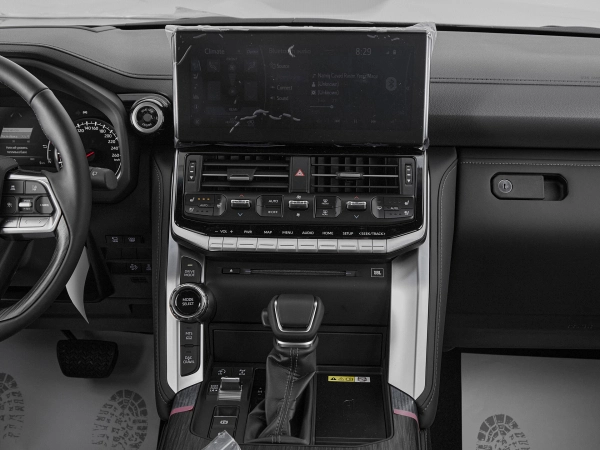 Toyota Land Cruiser, 300 Series фото №21