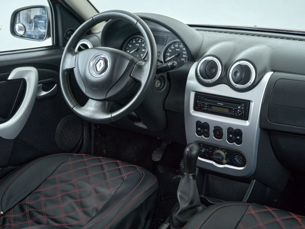 Renault Sandero, I фото №11