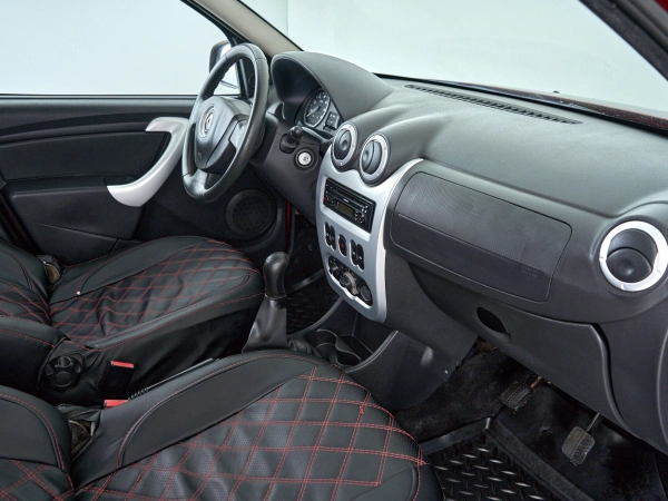 Renault Sandero, I фото №12