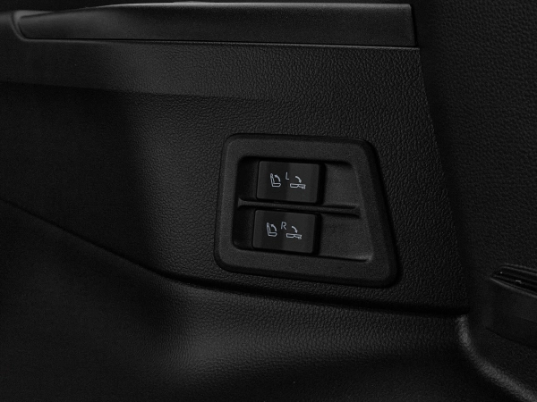Toyota Land Cruiser, 300 Series фото №34