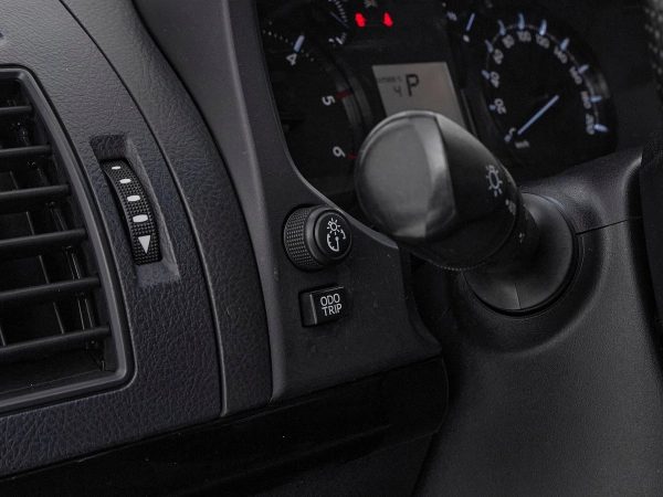 Toyota Land Cruiser Prado, 150 Series Рестайлинг 2 фото №12