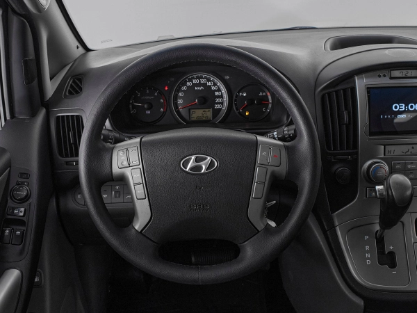 Hyundai Grand Starex, I фото №12