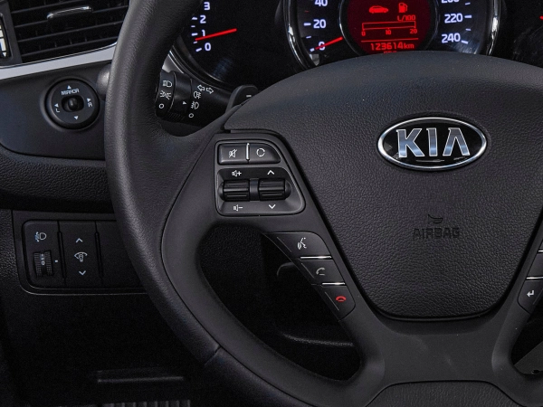 Kia Ceed, II фото №11