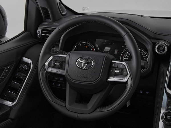 Toyota Land Cruiser, 300 Series фото №11