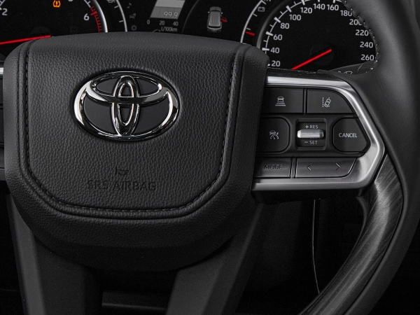 Toyota Land Cruiser, 300 Series фото №14