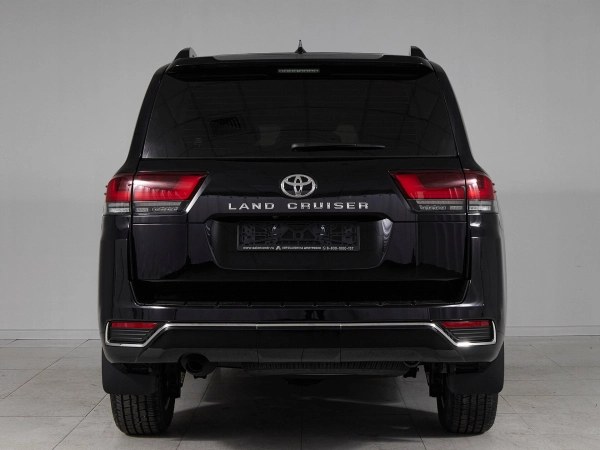 Toyota Land Cruiser, 300 Series фото №5