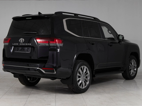 Toyota Land Cruiser, 300 Series фото №6