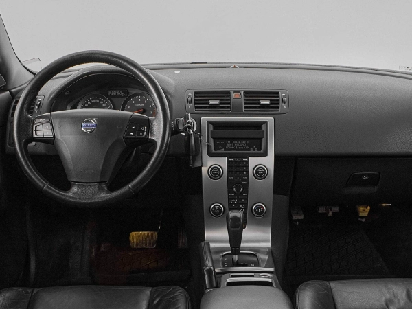 Volvo S40, II Рестайлинг фото №9