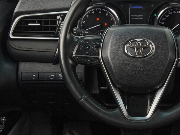 Toyota Camry, VIII (XV70) фото №12