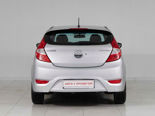 Hyundai Solaris, I фото №5