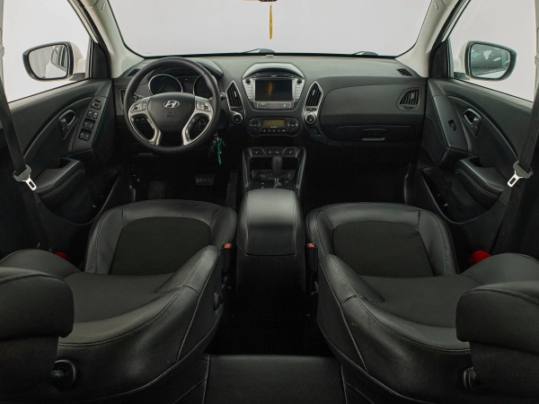 Hyundai ix35, I Рестайлинг фото №8