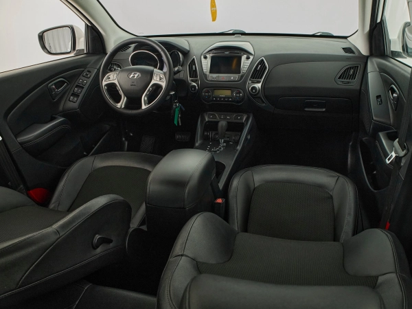 Hyundai ix35, I Рестайлинг фото №9