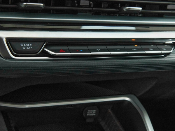 Geely Emgrand, II фото №16