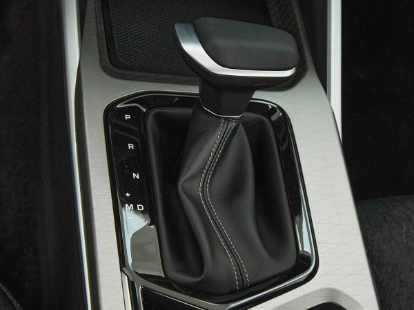 Geely Emgrand, II фото №17