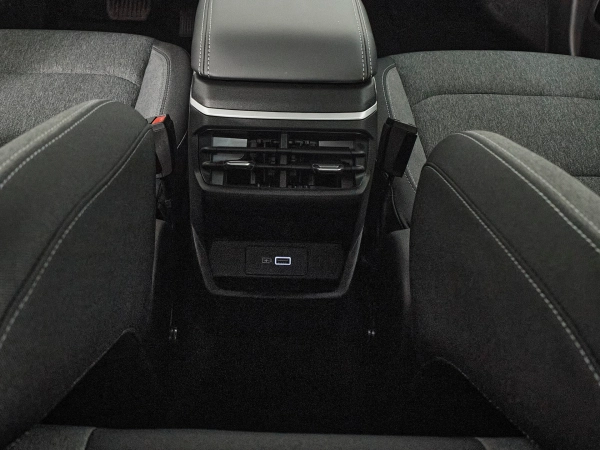 Geely Emgrand, II фото №20