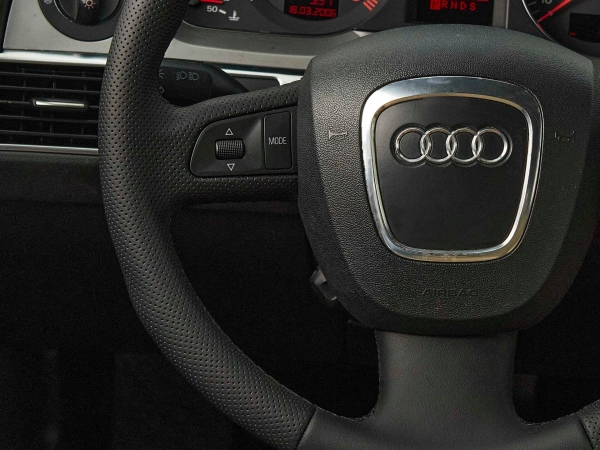 Audi A6, III (C6) фото №11