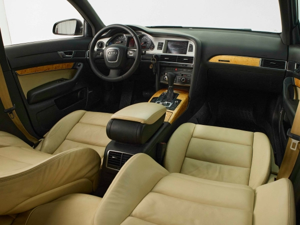 Audi A6, III (C6) фото №9