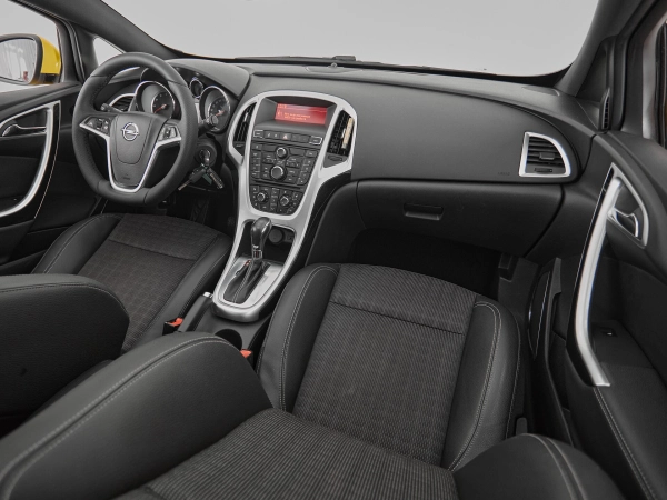 Opel Astra, J фото №9
