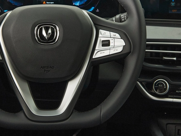 Changan Eado Plus, I фото №13