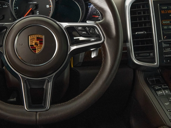 Porsche Cayenne, II Рестайлинг (958) фото №12