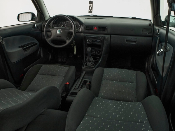 Skoda Octavia, I (A4) Рестайлинг фото №9