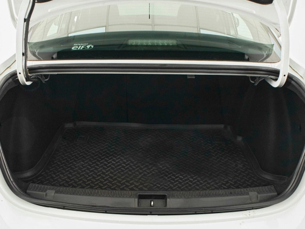 Renault Fluence, I Рестайлинг фото №22