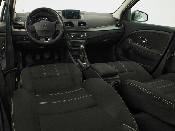 Renault Fluence, I Рестайлинг фото №7