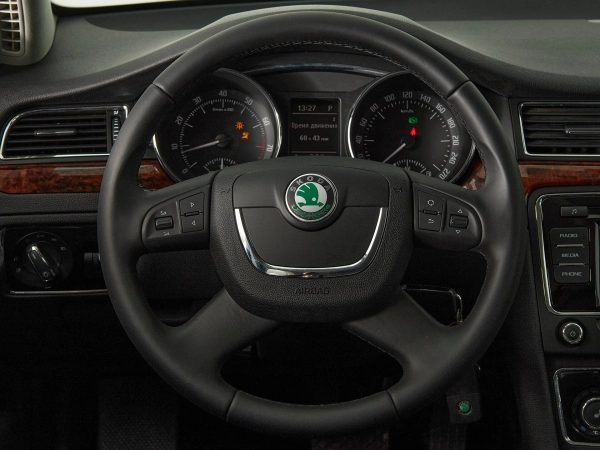 Skoda Superb, II фото №10