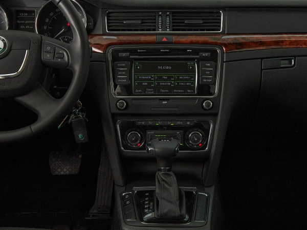 Skoda Superb, II фото №18