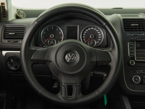 Volkswagen Jetta, V фото №10