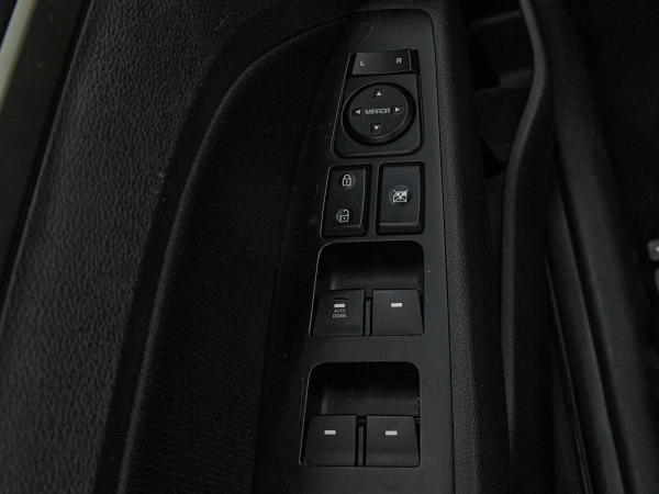 Hyundai Elantra, VI (AD) фото №10
