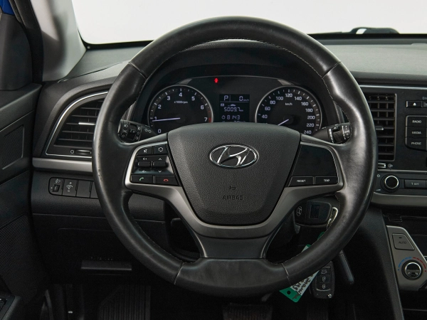 Hyundai Elantra, VI (AD) фото №12